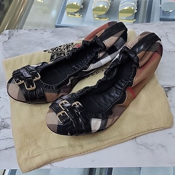 Authentic Burberry Plaid Check Canvas Black Leathet Ballet Flats Size 36